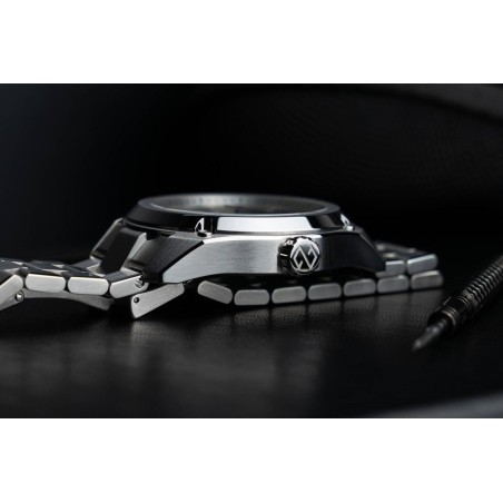 FORMEX Essence 41 Automatic Chronometer Watch With Stainless Steel Bracelet And Malachite Dial 0334.1.6690.100